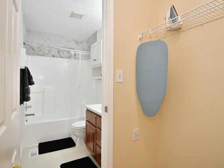 3043 Armory Dr — Photo 28
