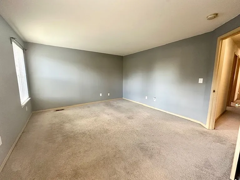 11447 SE 195th Pl — Photo 22