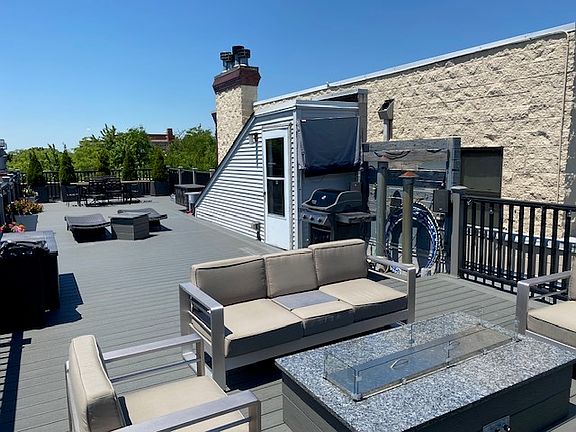 2nd image of 2937 N Damen Ave #3