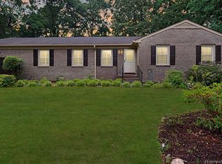 401 Rosewood Ln, Yorktown, VA 23692