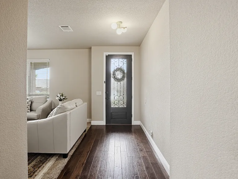1412 Chase Way — Photo 9