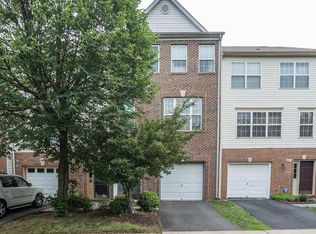 46776 Southern Oaks Ter, Sterling, VA 20164