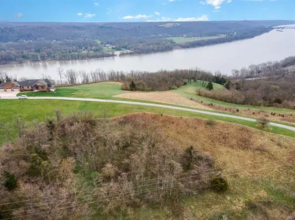 6 Cherry Blossom Poin, Foster, KY 41043