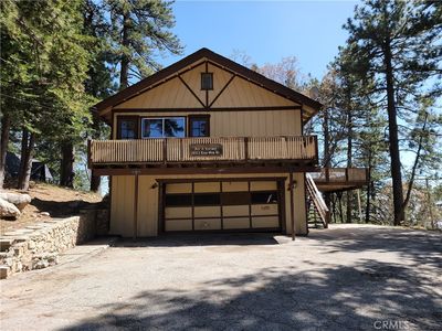 30573 Live Oak Dr, Running Springs, CA, 92382