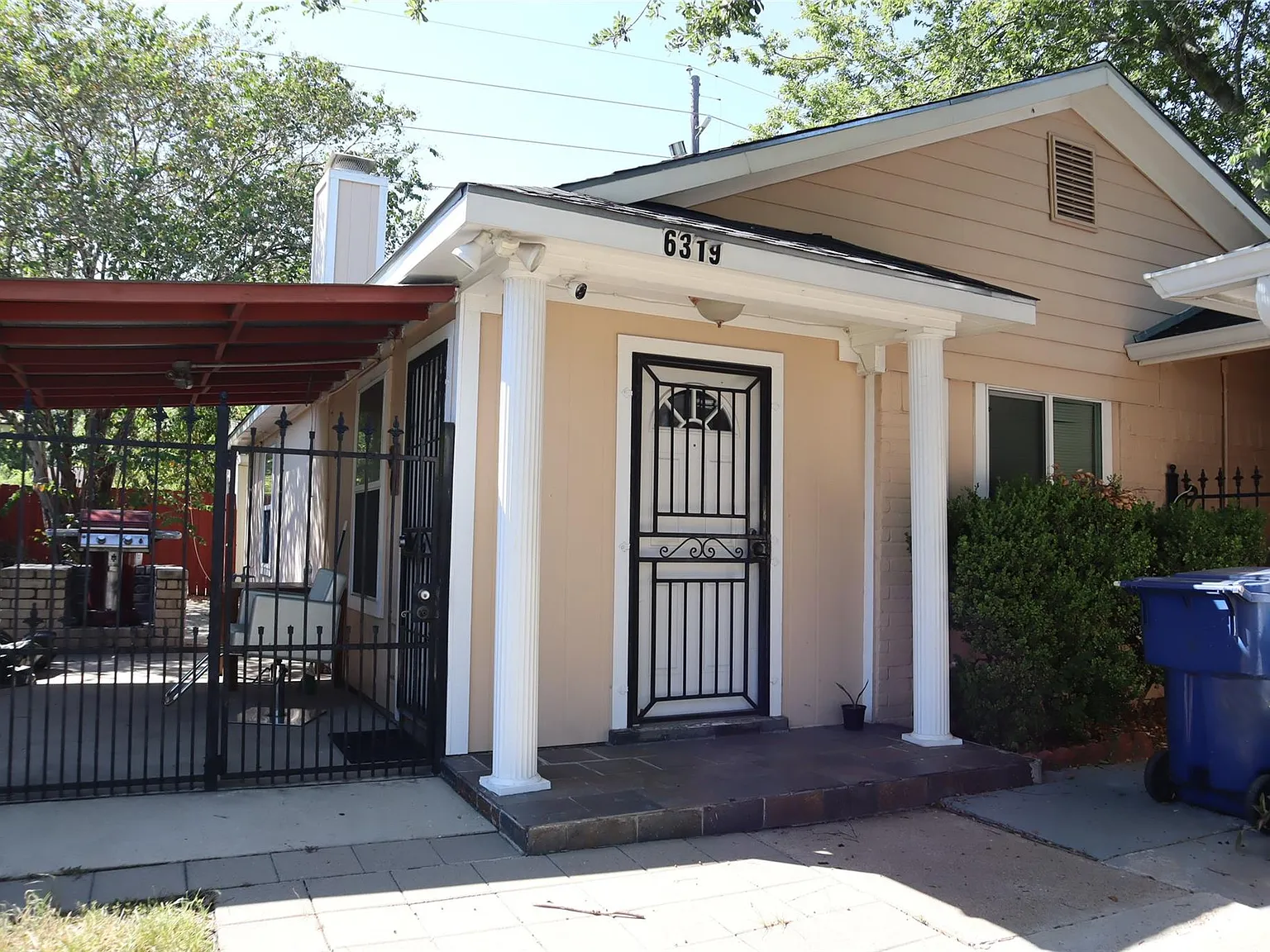 3 bed, 2.0 bath, 1523 sqft, $1,700 — Photo 1