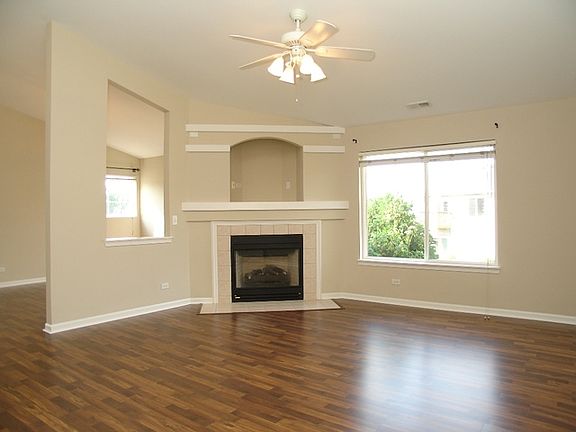 5th image of 1067 Parkhill Cir #1067