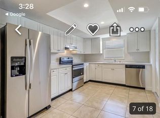 646 99th Ave N, Naples, FL 34108