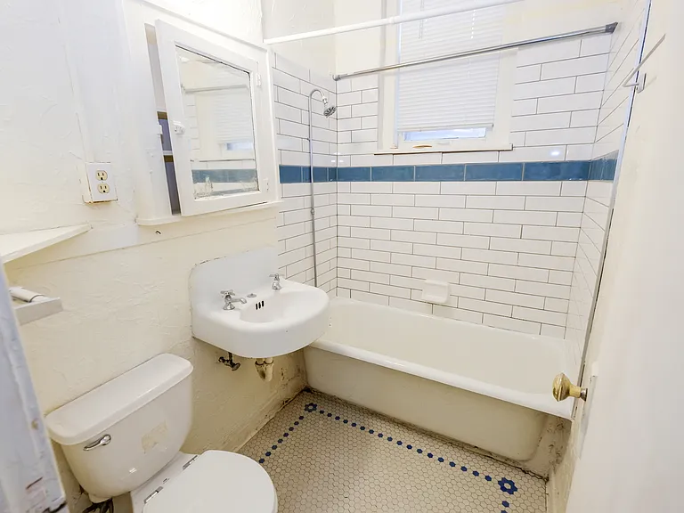 3220 Garfield Avenue — Photo 17