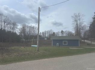 107 Dalmar Dr, Kingsford, MI 49802