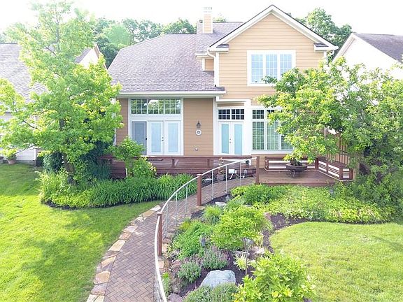 2nd image of 8932 Crystal River Dr