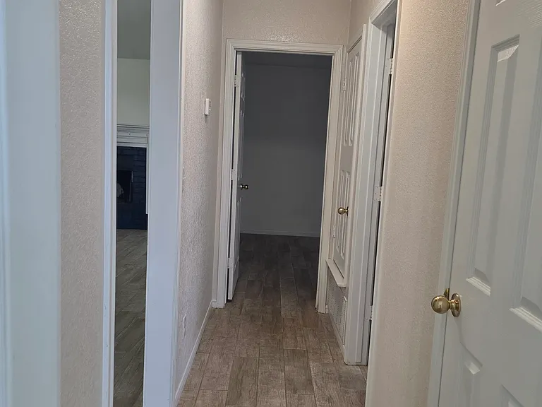 3805 Llano Estacado Ct — Photo 5