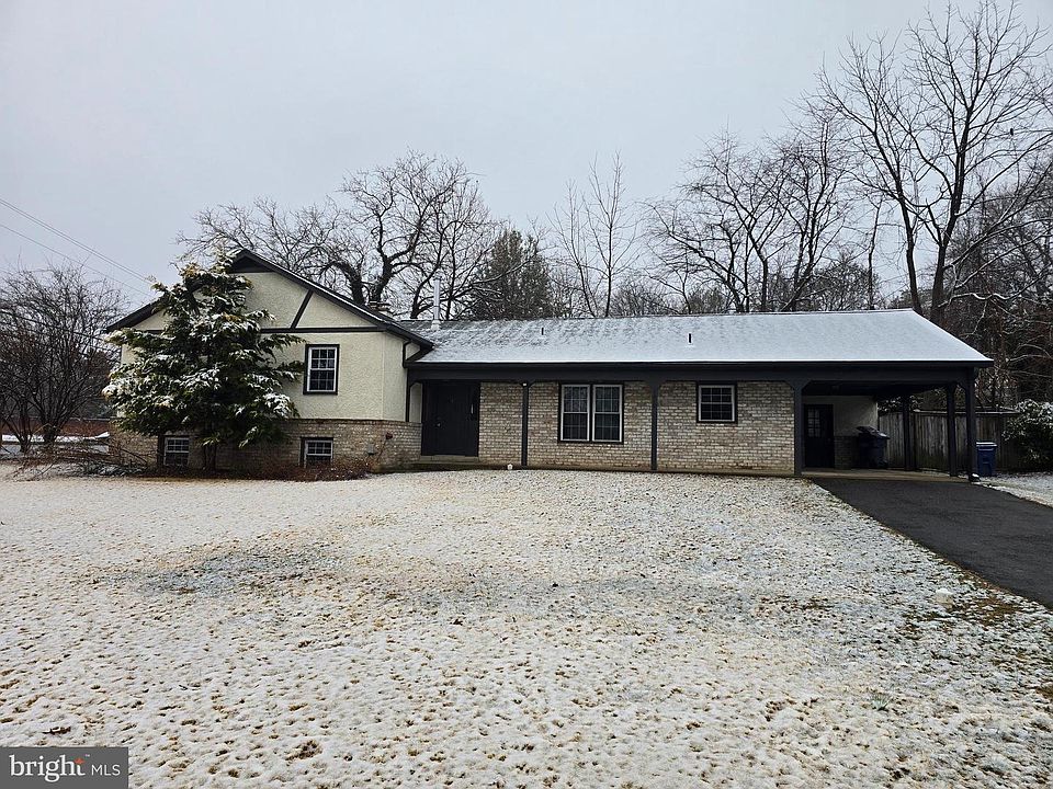 1st image of 1600 Chain Bridge Rd