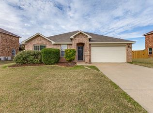 420 Windmill Dr, Lavon, TX 75166