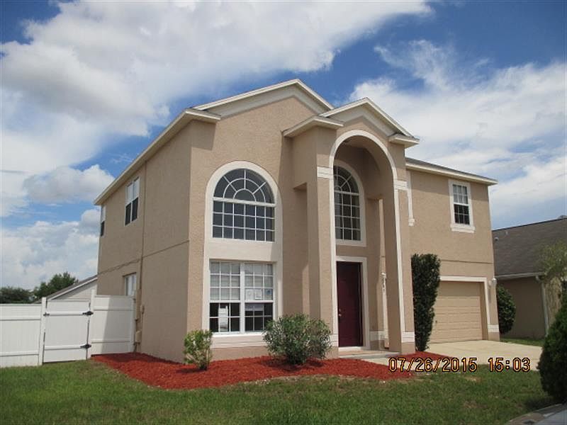 1st image of 307 Cotswold Cir