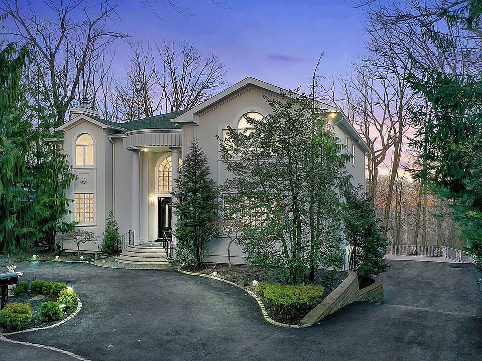 1st image of 29 Annfield Ct