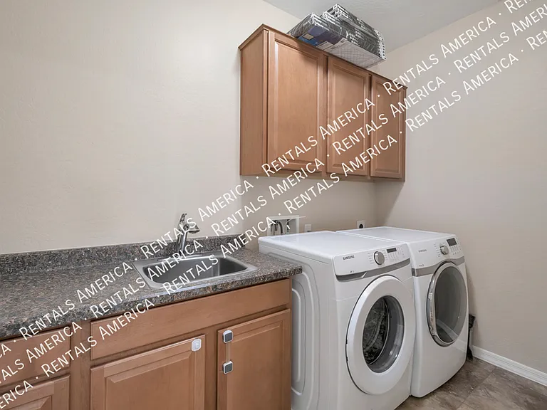 267 E Kaibab Dr — Photo 8