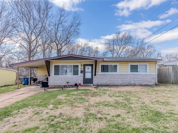 4327 Heath Dr, Saint Louis, MO 63134