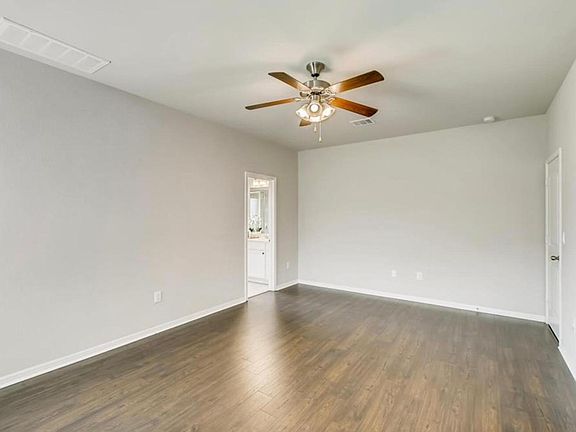 All bedrooms have carpet. This flooring is for illustative purpose