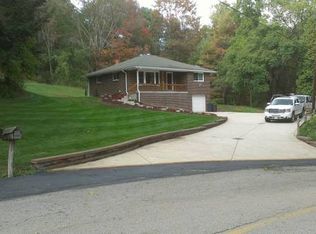 1495 Cavitt Rd, Monroeville, PA 15146