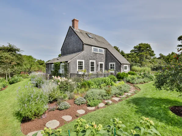 4 Weweeder Ave, Nantucket, MA 02554
