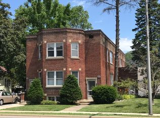 204 E Saint James St #A, Arlington Heights, IL 60004