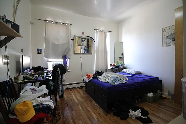 Rented by Nooklyn NYC LLC | media 6