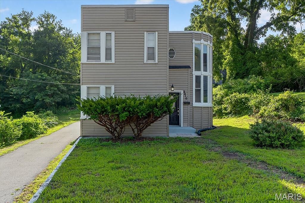 9916 Lilac Dr, Saint Louis, MO 63137 | Zillow
