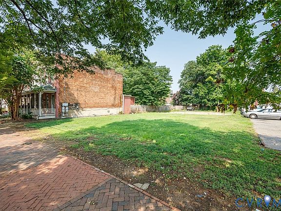 4th image of 526 N 1st St Lot 2