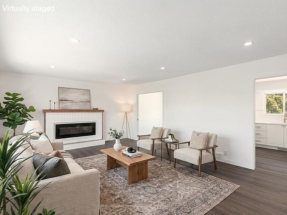 3rd image of 4600 53rd St