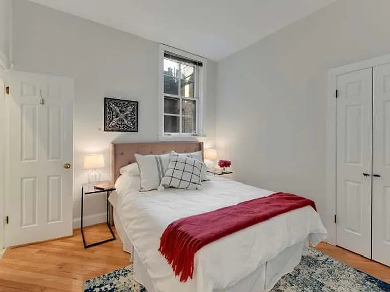 2115 S St NW #2B — Photo 10