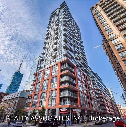 126 Simcoe St #504 Photo 1