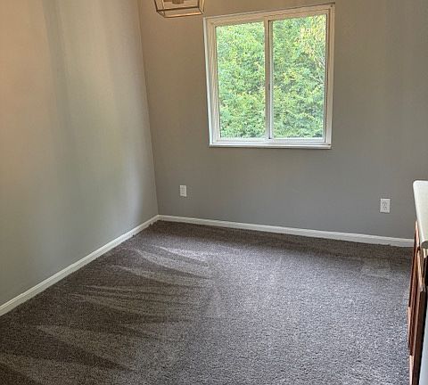 4th image of 378 Stallworth Ct