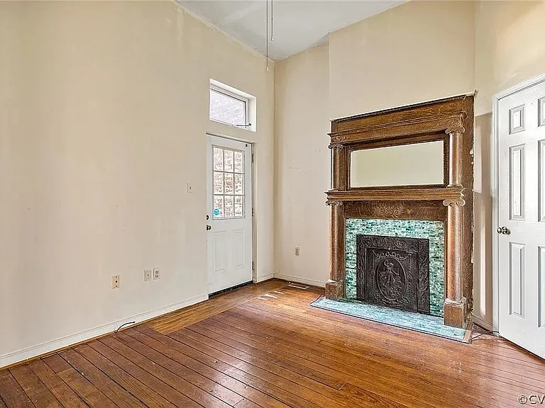 2022 W Grace St #B — Photo 6