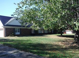 406 S Penn St, Bowling Green, MO 63334