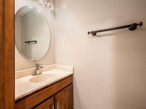4th image of 1505 Eastmeadow Pl