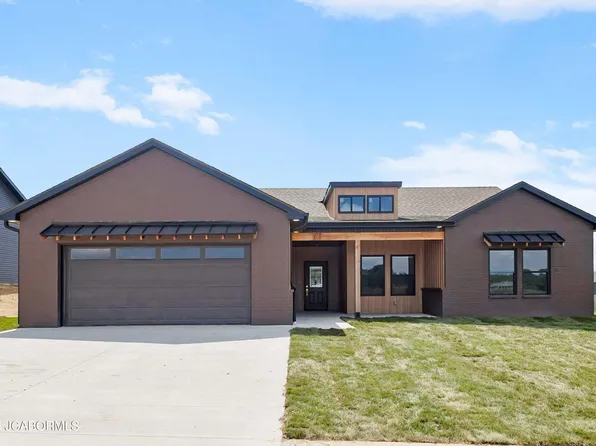 2153 Moonflower Dr, Holts Summit, MO 65043