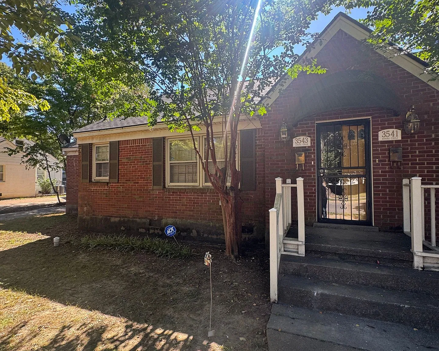 3541-3543 Aurora Cir — Photo 1