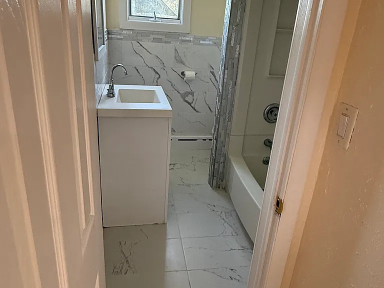 308 Myrtle St — Photo 15
