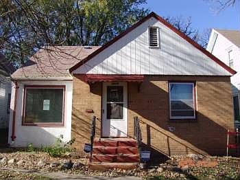 1st image of 3015 Irving Ave
