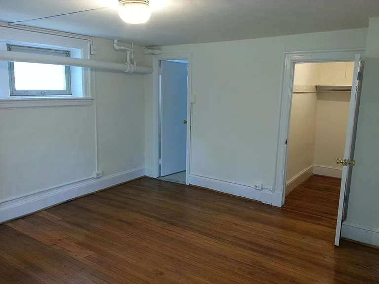 2456 20th St NW #C — Photo 7