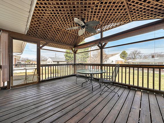 2nd image of 3107 Oliver Rd NE