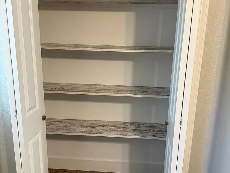 930 E Main St #6 — Photo 6
