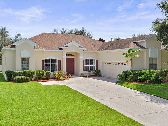 3rd image of 2963 Majestic Isle Dr