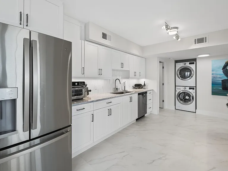 3400 N Ocean Dr #1602 — Photo 14