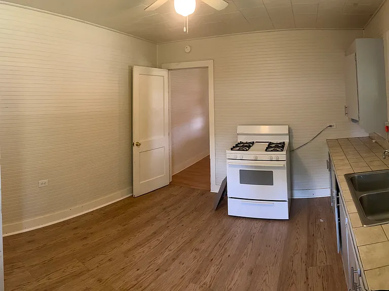 1829 Badt Ave #B — Photo 10