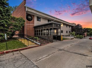 2820 N 66th Ave APT 203, Omaha, NE 68104