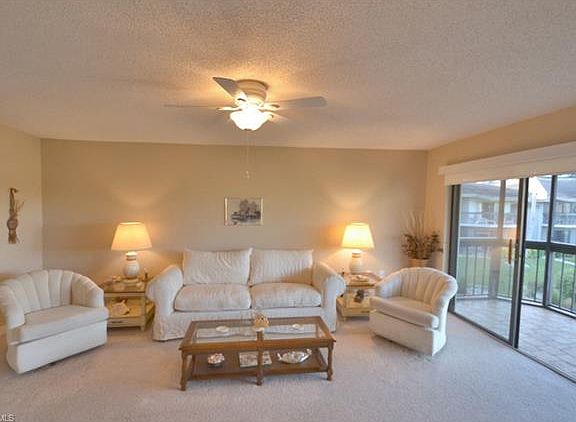 5th image of 675 Seaview Ct APT 3