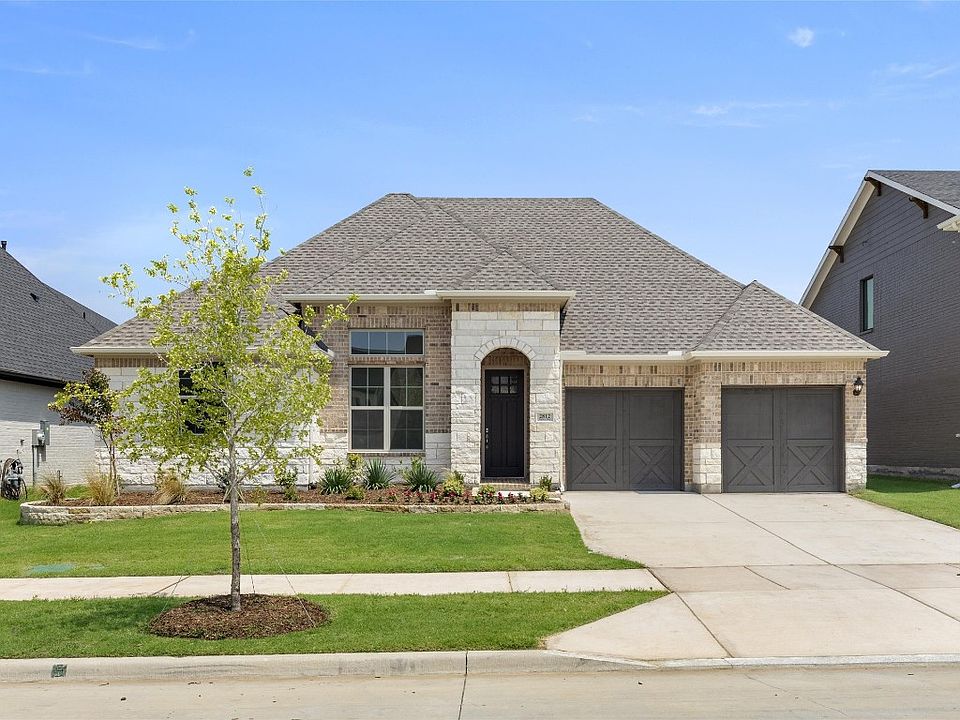 1st image of 2812 Walker Way