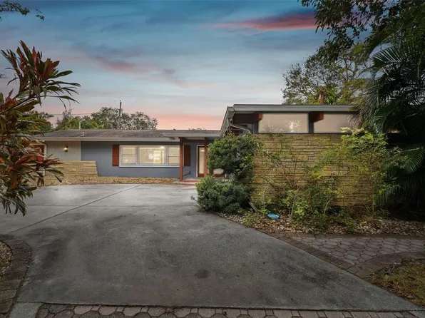 1824 Southwood Ln, Clearwater, FL 33764