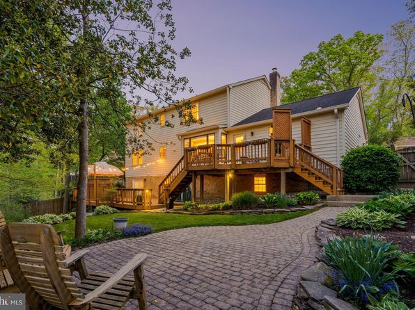 9602 Ceralene Ct, Fairfax, VA 22032